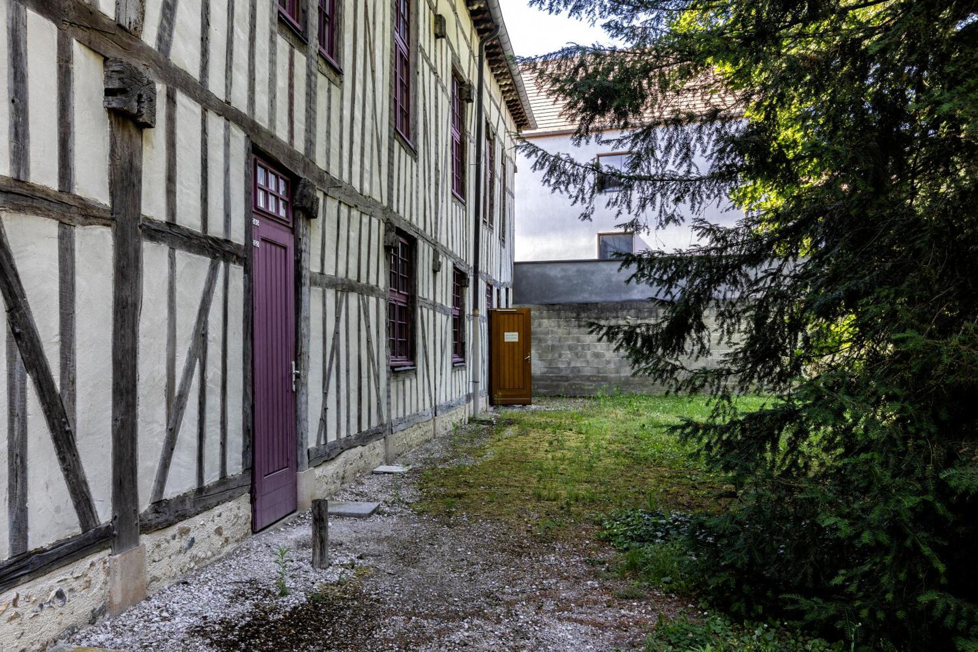 L'Odyssee - Parking Prive - Centre Ville Troyes Exterior foto